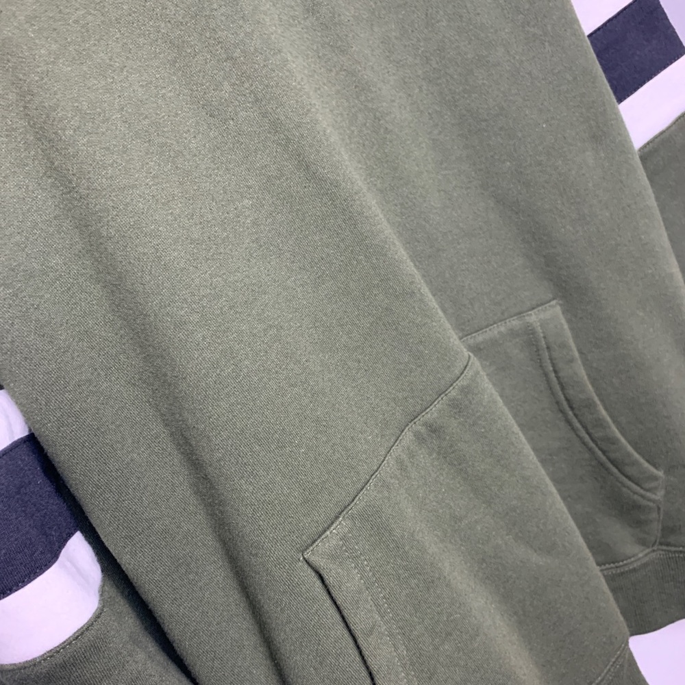 H&M Light Weight Hoodie Green White Black - Picture 6 of 7